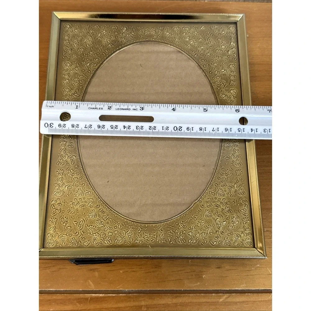 Pair‎ Vtg Gold Tone Metal Picture Frames Embossed Filigree Border Oval Opening